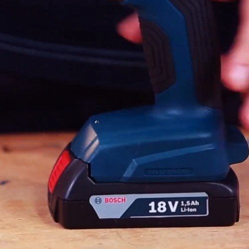 Дриль-шуруповерт ударний акумуляторний Bosch GSB 180-Li 15979 фото